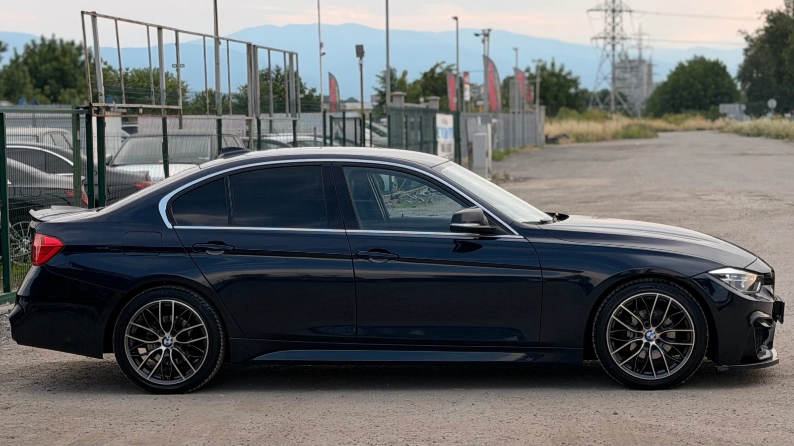 BMW 320 d= M-performance= , снимка 4 - Автомобили и джипове - 55002390