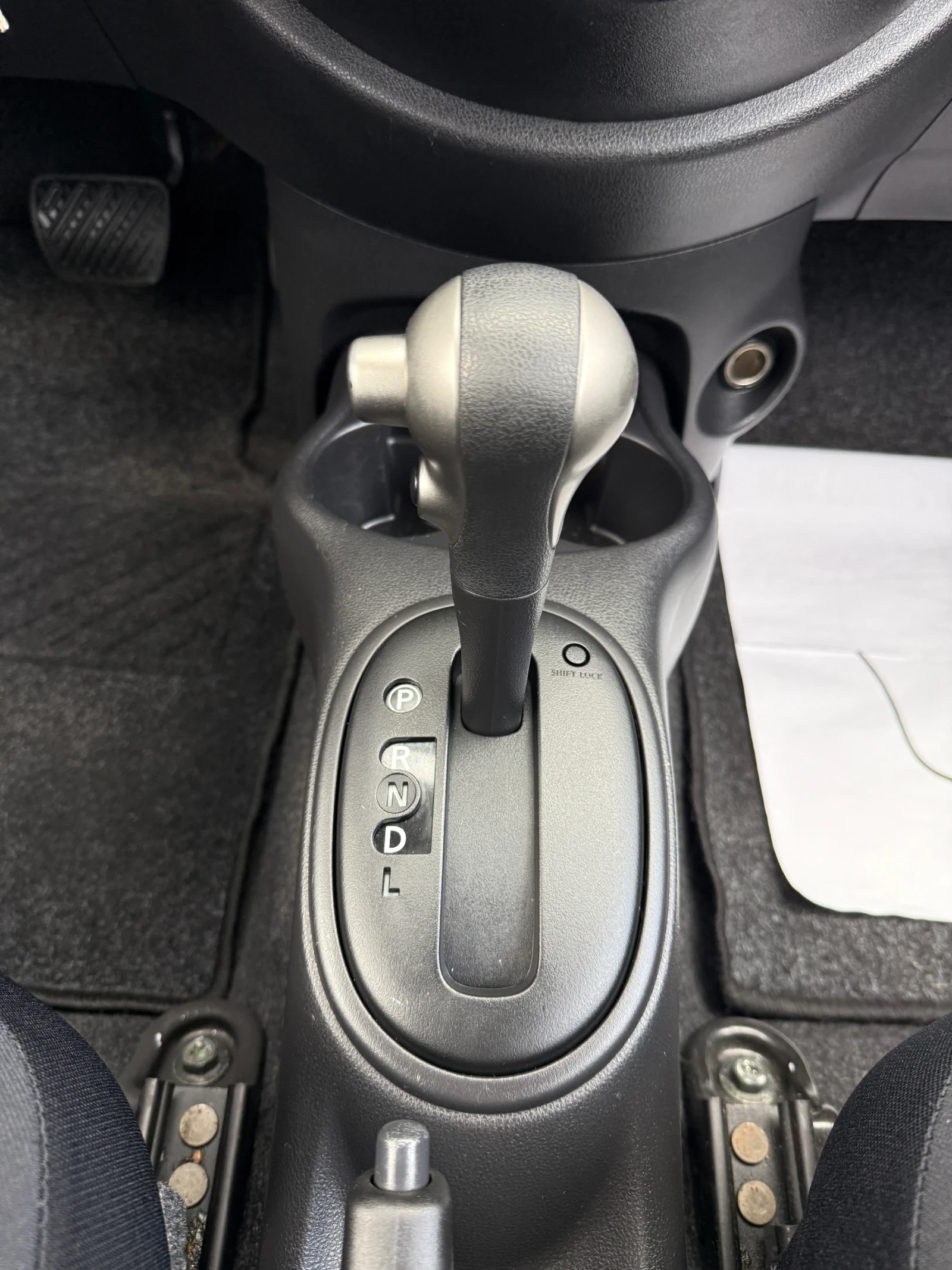 Nissan Micra 1.2 АВТОМАТИК, ГАЗОВ ИНЖЕКЦИОН. РЕАЛНИ КИЛОМЕТРИ., снимка 9 - Автомобили и джипове - 55177515