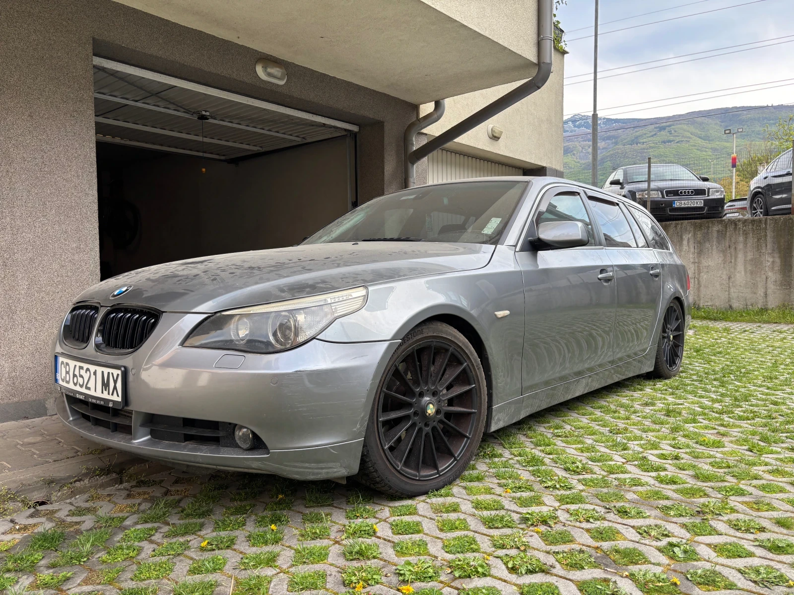 BMW 530
