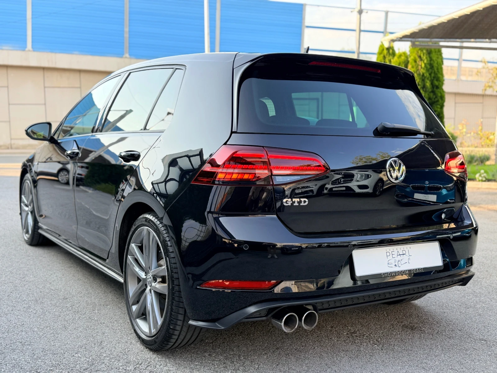 VW Golf GTD 2.0 TDI DSG | Digital Cockpit | ACC | LED , снимка 4 - Автомобили и джипове - 55437064