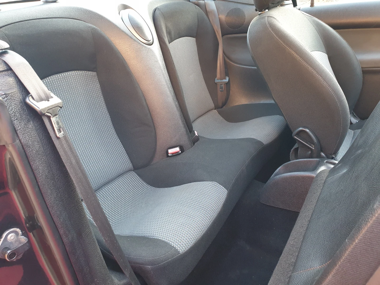 Peugeot 206 1.6i, снимка 12 - Автомобили и джипове - 55564114
