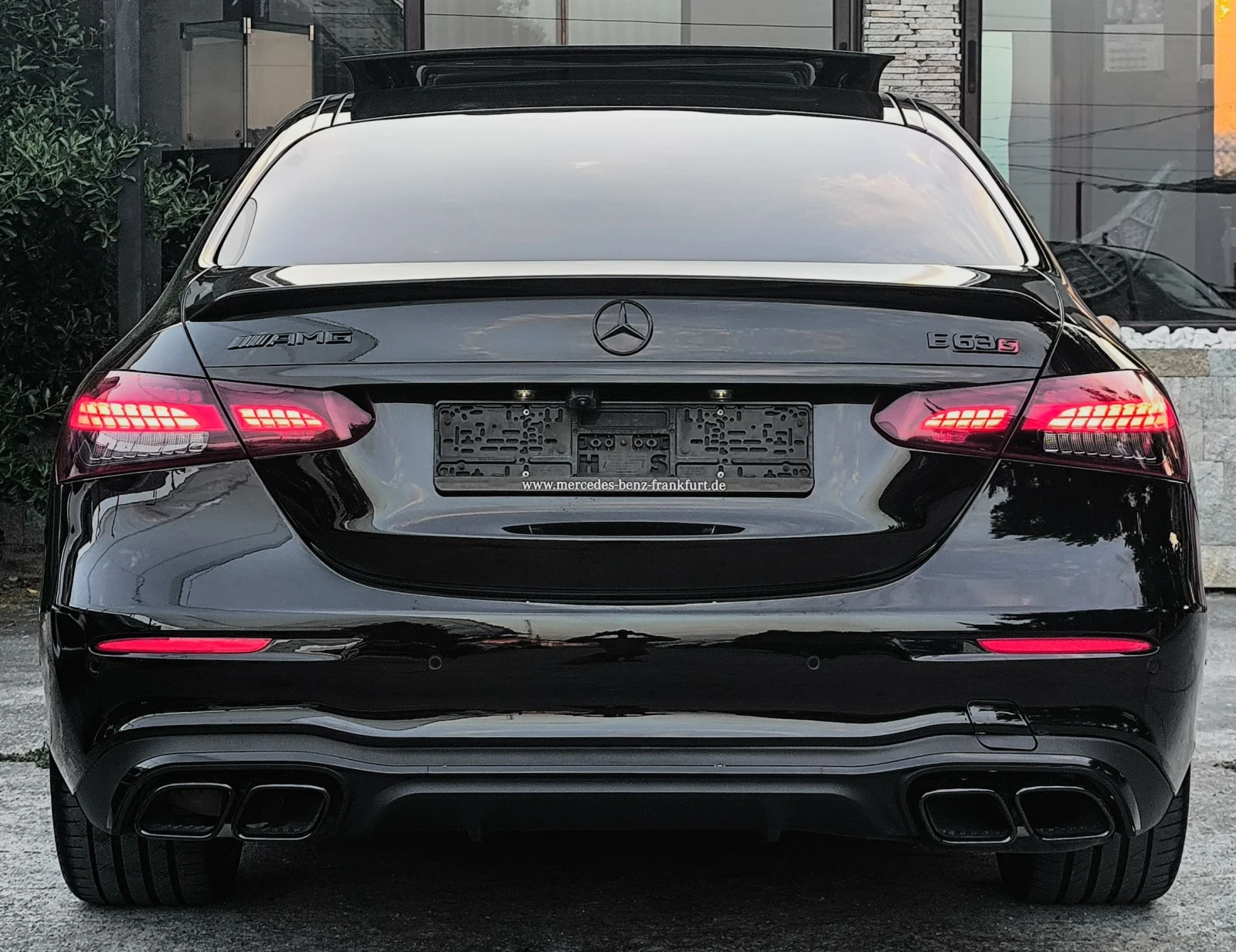 Mercedes-Benz E 220 D AMG LINE FACELIFT ПАНОРАМА ГЕРМАНИЯ , снимка 6 - Автомобили и джипове - 55657892