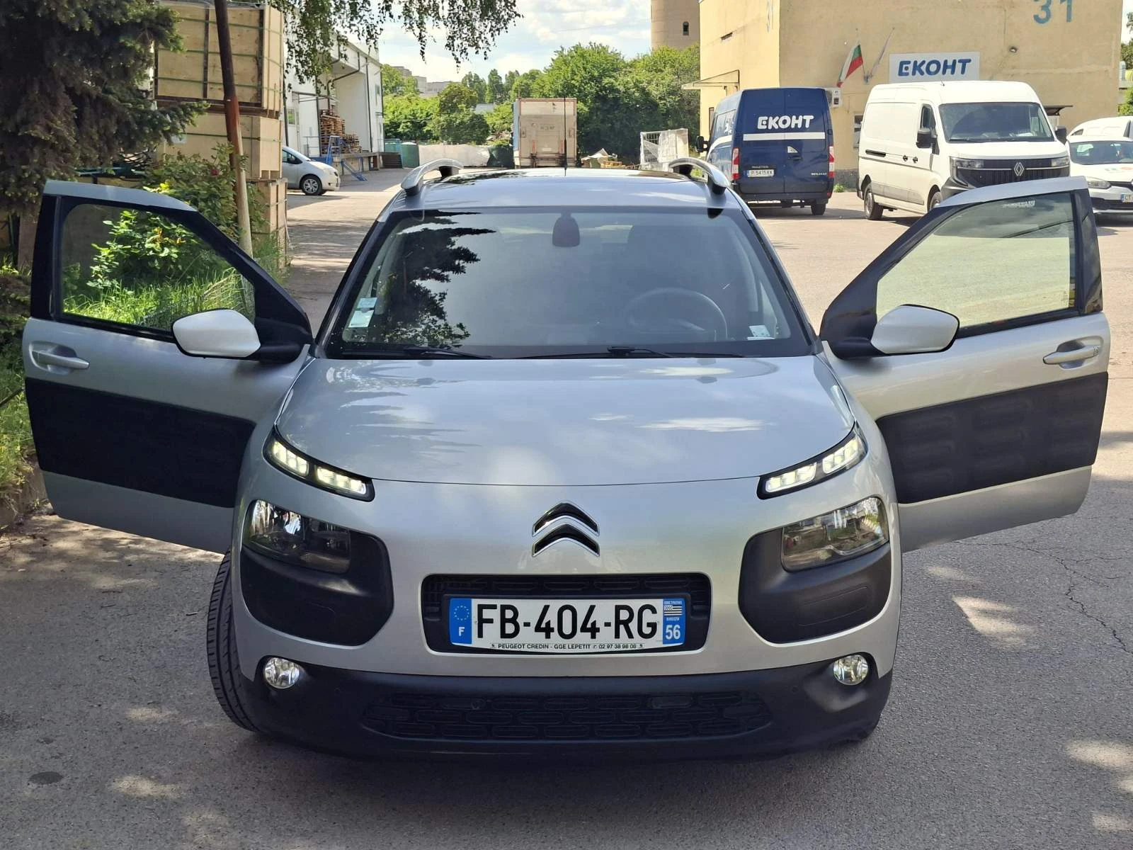 Citroen C4 Cactus Rip Curl 1.6Hdi, снимка 9 - Автомобили и джипове - 55812175