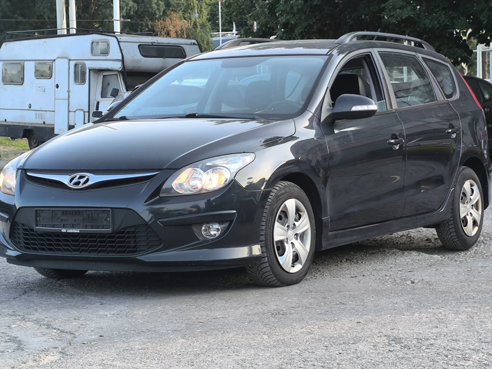 Hyundai I30 1.6 CRDI 90 к.с, снимка 7 - Автомобили и джипове - 55872652