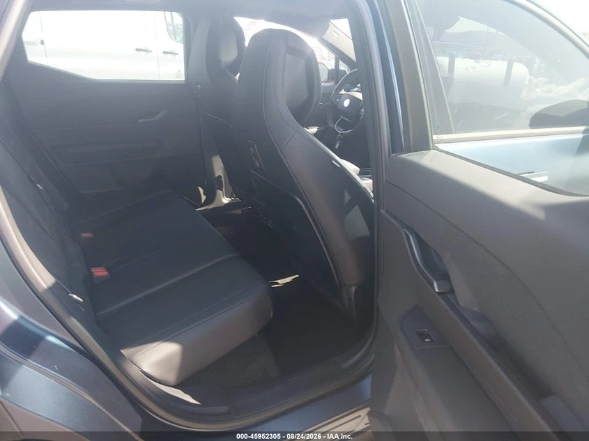 Fisker Ocean One AWD, снимка 8 - Автомобили и джипове - 55935260