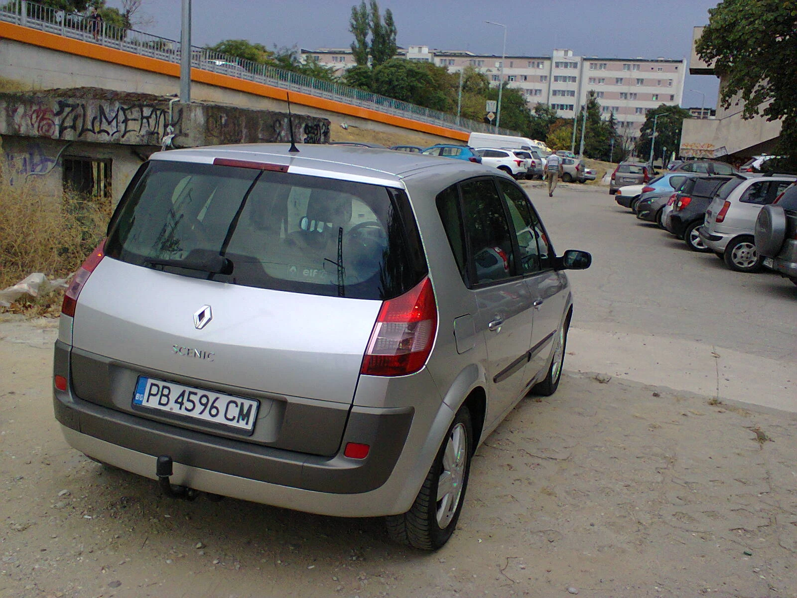 Renault Scenic 1.5 Тdci-86 коня , снимка 5 - Автомобили и джипове - 55944758