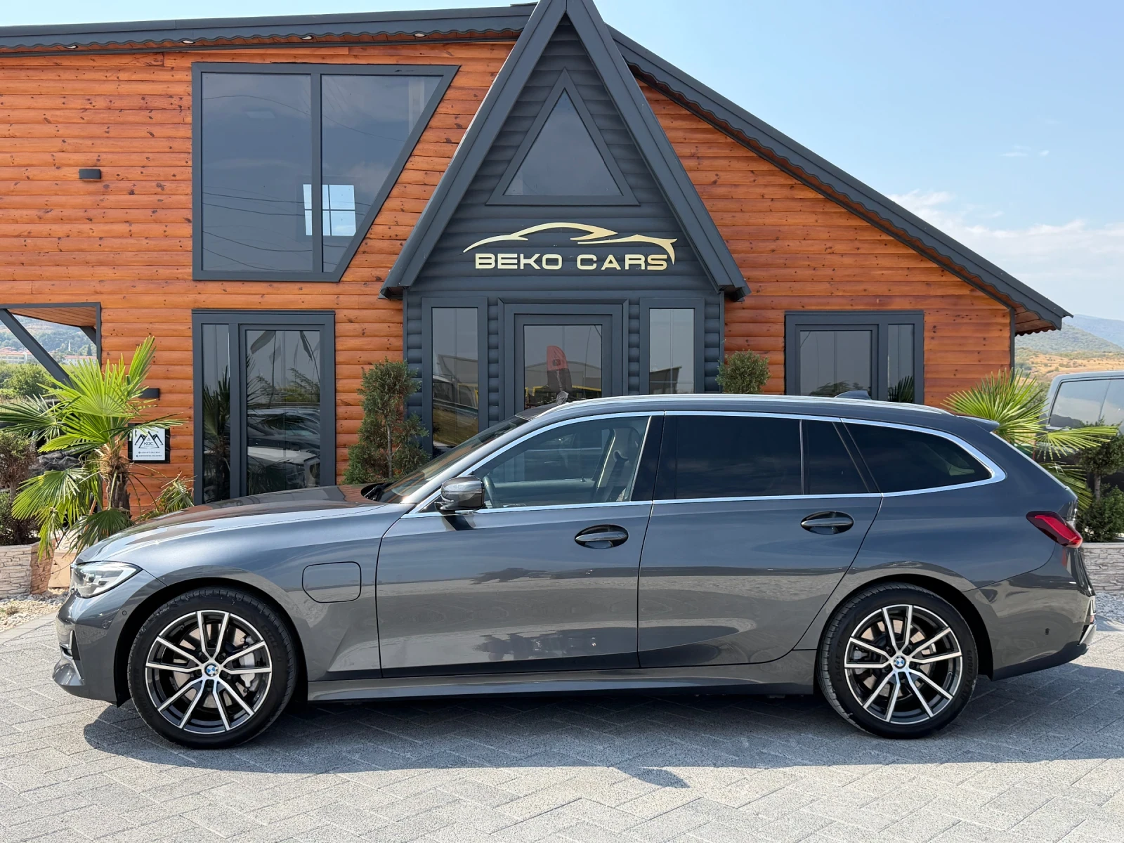 BMW 330 Нов внос от Белгия!, снимка 8 - Автомобили и джипове - 56350053