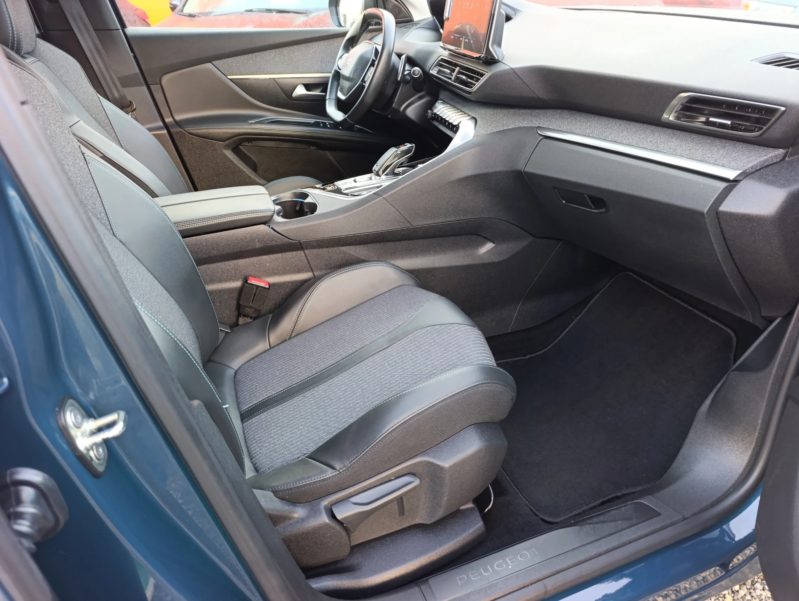 Peugeot 5008 1.5HDi STT EAT8 | Mobile.bg � ����������� 17