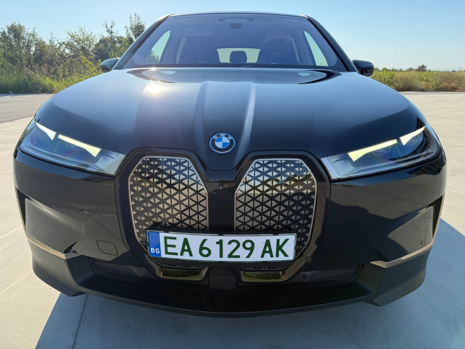 BMW iX 50/111KWh/MPACK/ЗАВИВАЩ МОСТ/ВЪЗДУХ/SOH97%