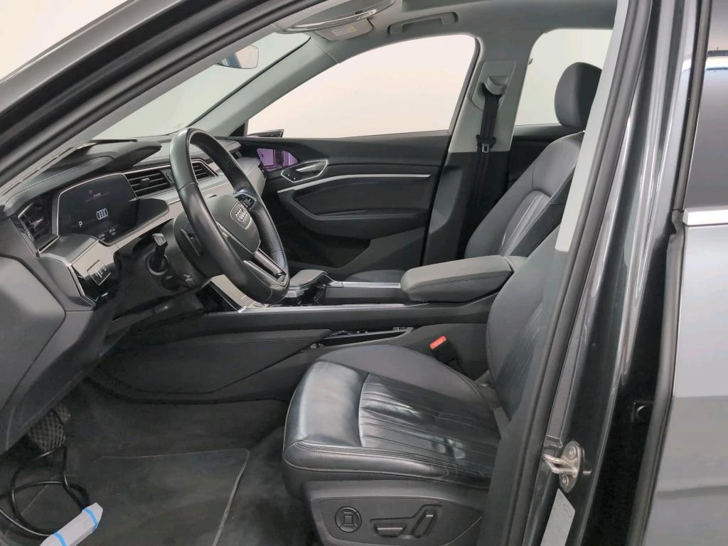 Audi E-Tron Sportback 55 Quattro Leather LED Navi Pano 88%SoH | Mobile.bg � ����������� 5