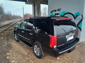 Cadillac Escalade РЕАЛНИ 77 000км! 6.2 v8 4x4 6+ 1, снимка 5