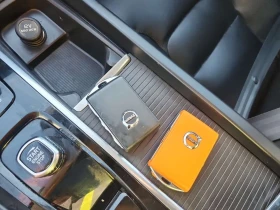 Volvo XC60 CORE| PANORAMA| ПОДГРЕВИ| 2 КЛЮЧА| CARFAX| , снимка 17