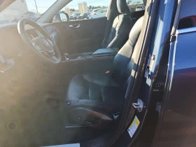 Volvo XC60 CORE| PANORAMA| ПОДГРЕВИ| 2 КЛЮЧА| CARFAX| , снимка 7