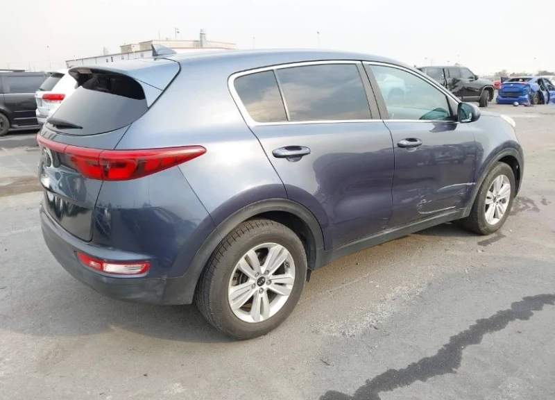 Kia Sportage, снимка 5 - Автомобили и джипове - 49557655