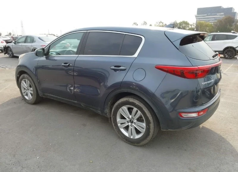 Kia Sportage, снимка 3 - Автомобили и джипове - 49557655