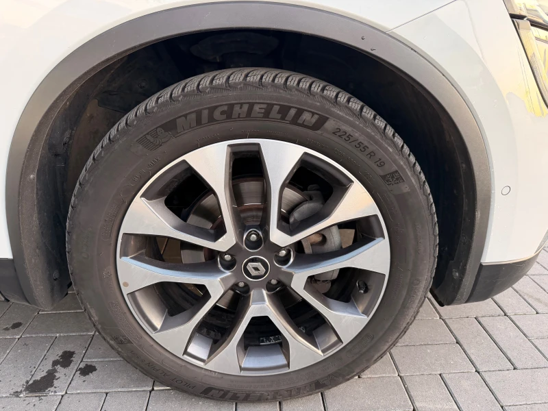 Renault Koleos 2.0 dCi  / 190 k.c. / 4x4 automatic, снимка 16 - Автомобили и джипове - 52804223