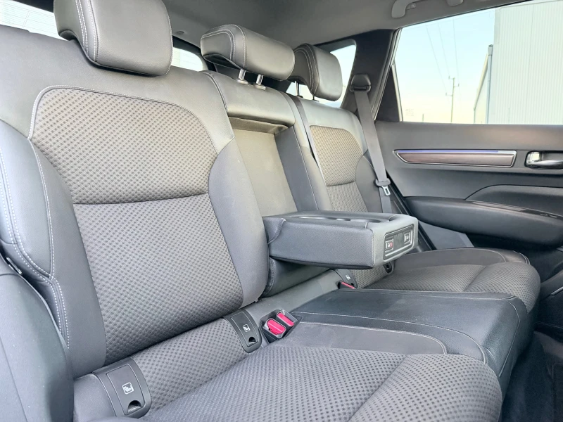 Renault Koleos 2.0 dCi  / 190 k.c. / 4x4 automatic, снимка 15 - Автомобили и джипове - 52804223