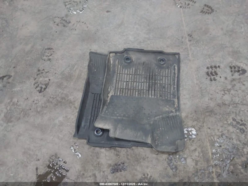 Toyota Tacoma 3.5L V-6 DI, DOHC, VVT, 278HP 4X4 Drive, снимка 4 - Автомобили и джипове - 53077861