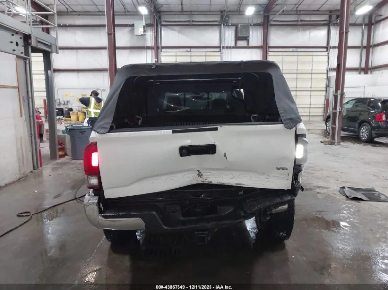 Toyota Tacoma 3.5L V-6 DI, DOHC, VVT, 278HP 4X4 Drive, снимка 9 - Автомобили и джипове - 53077861