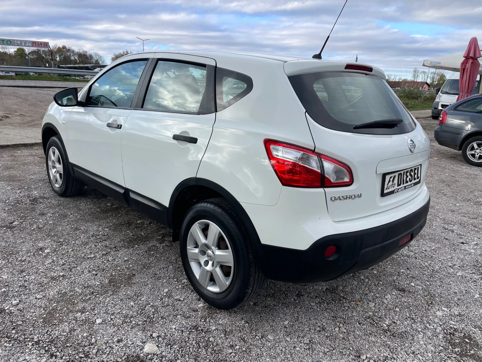 Nissan Qashqai 1.5DCI-110-FEIS-ITALIA | Mobile.bg — изображение 11