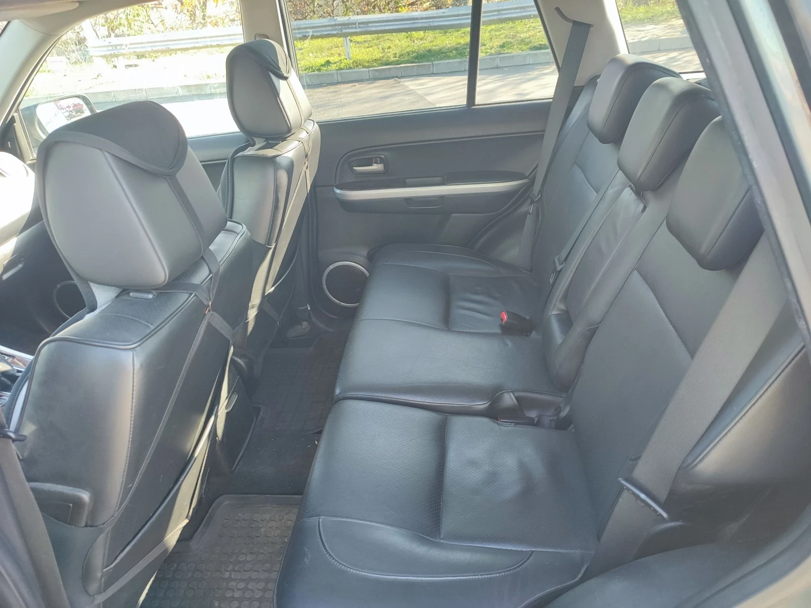 Suzuki Grand vitara 2.0i 140hp Газ 4х4 - изображение 9