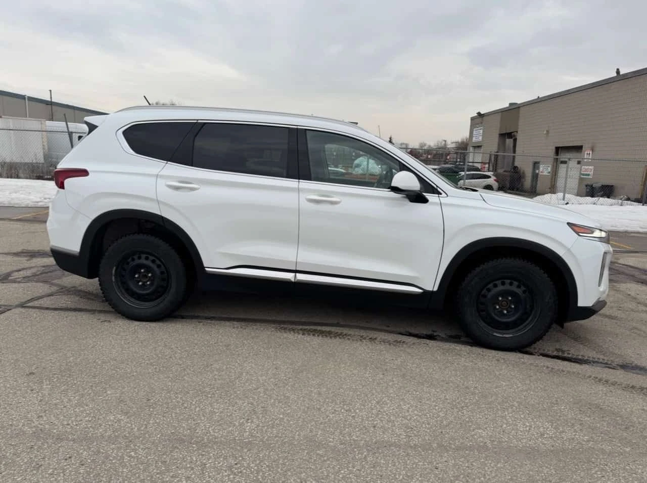 Hyundai Santa fe * Essential * CARFAX * ЦЕНА ДО БГ, снимка 12 - Автомобили и джипове - 53858523