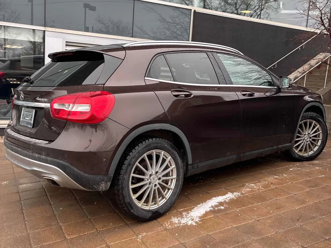 Mercedes-Benz GLA 250 * CARFAX * ЦЕНА ДО БГ, снимка 3 - Автомобили и джипове - 53971647