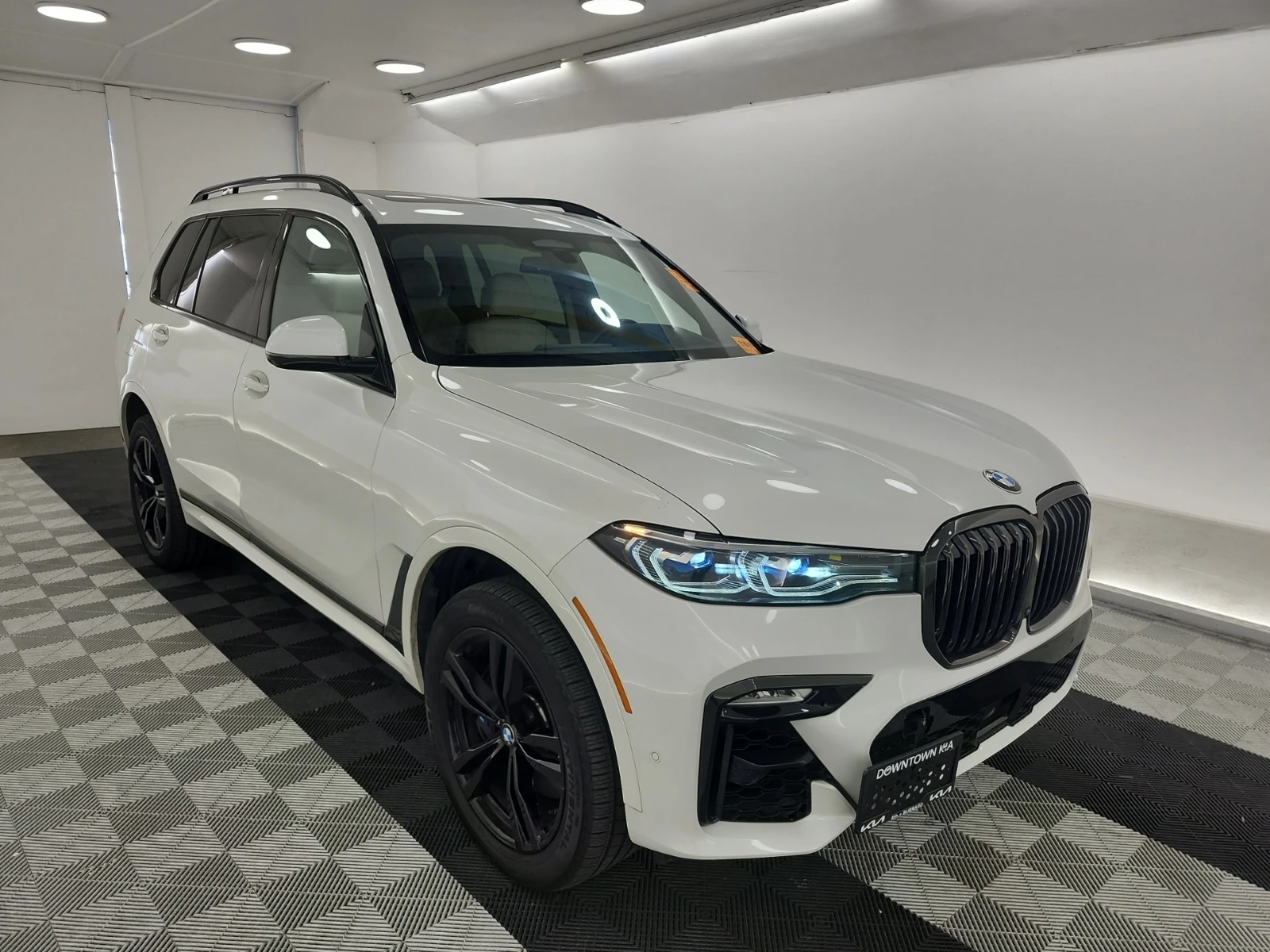 BMW X7 M50i, снимка 2 - Автомобили и джипове - 54493519