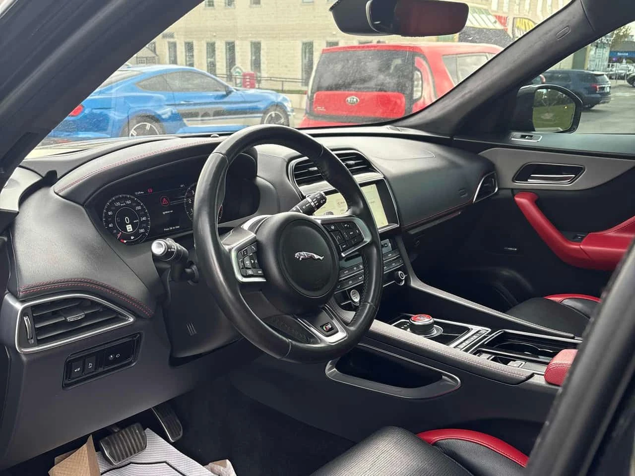 Jaguar F-PACE S | DISTRONIC | 360 | ОБДУХВАНЕ | , снимка 5 - Автомобили и джипове - 54608892