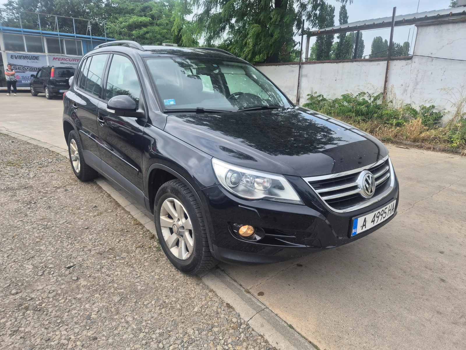 VW Tiguan, снимка 2 - Автомобили и джипове - 54793543