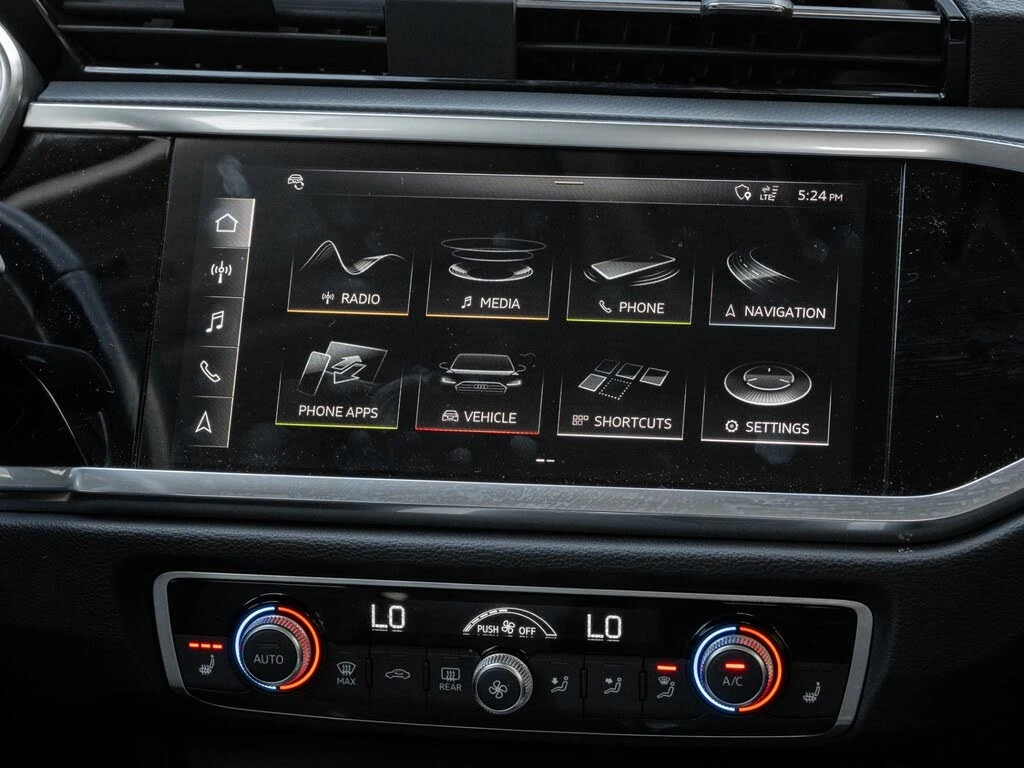 Audi Q3 quattro Technik* АвтоКредит * (Цена до БГ), снимка 17 - Автомобили и джипове - 55561417