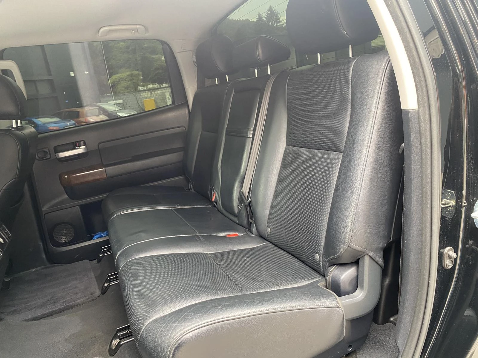 Toyota Tundra, снимка 13 - Автомобили и джипове - 55652346