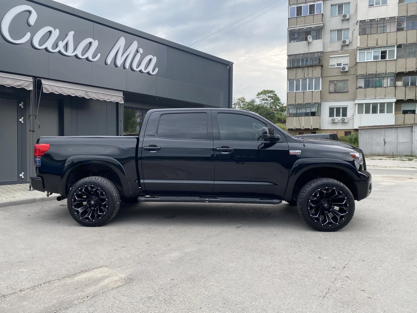 Toyota Tundra, снимка 7 - Автомобили и джипове - 55652346