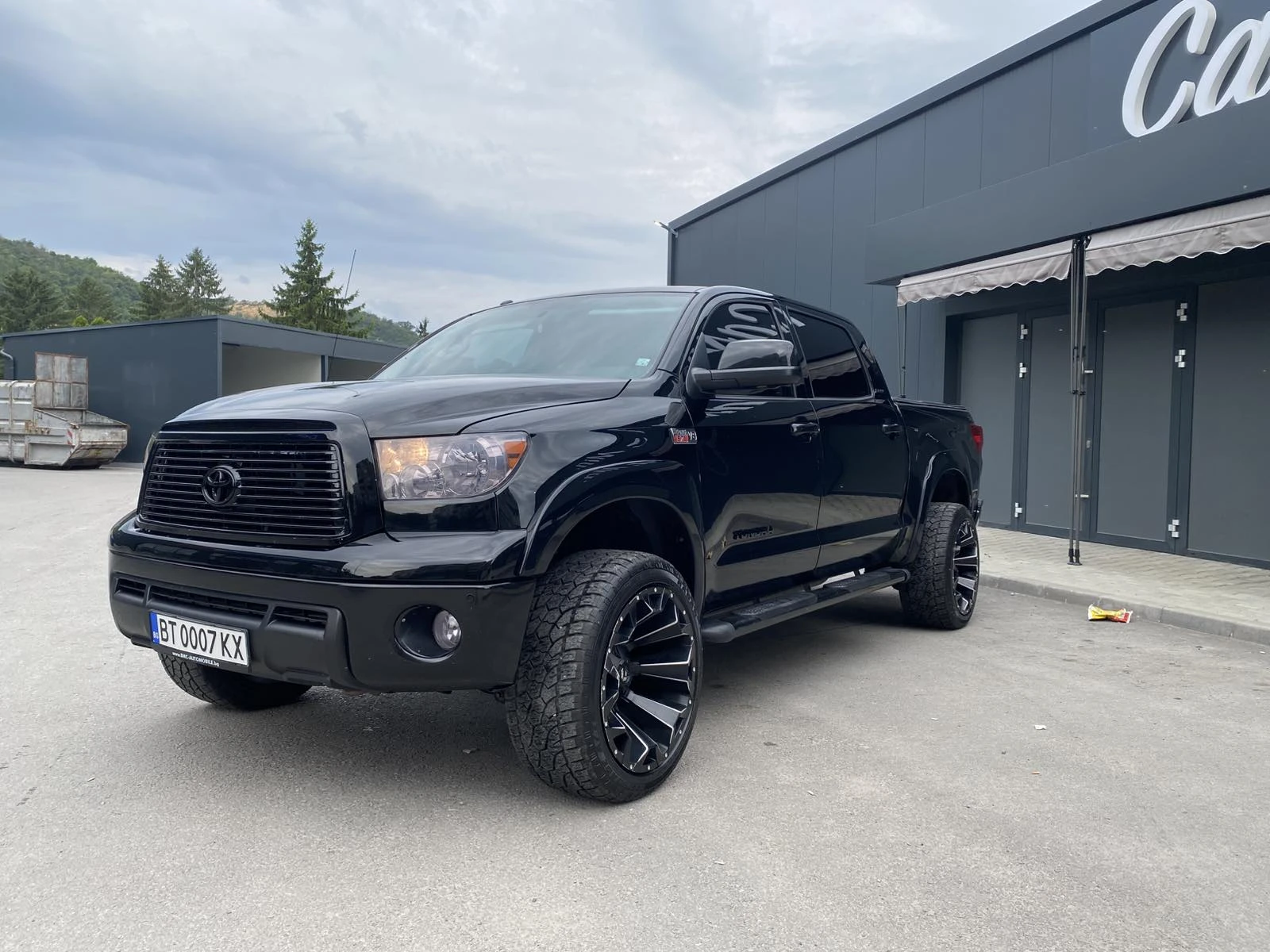 Toyota Tundra, снимка 5 - Автомобили и джипове - 55652346