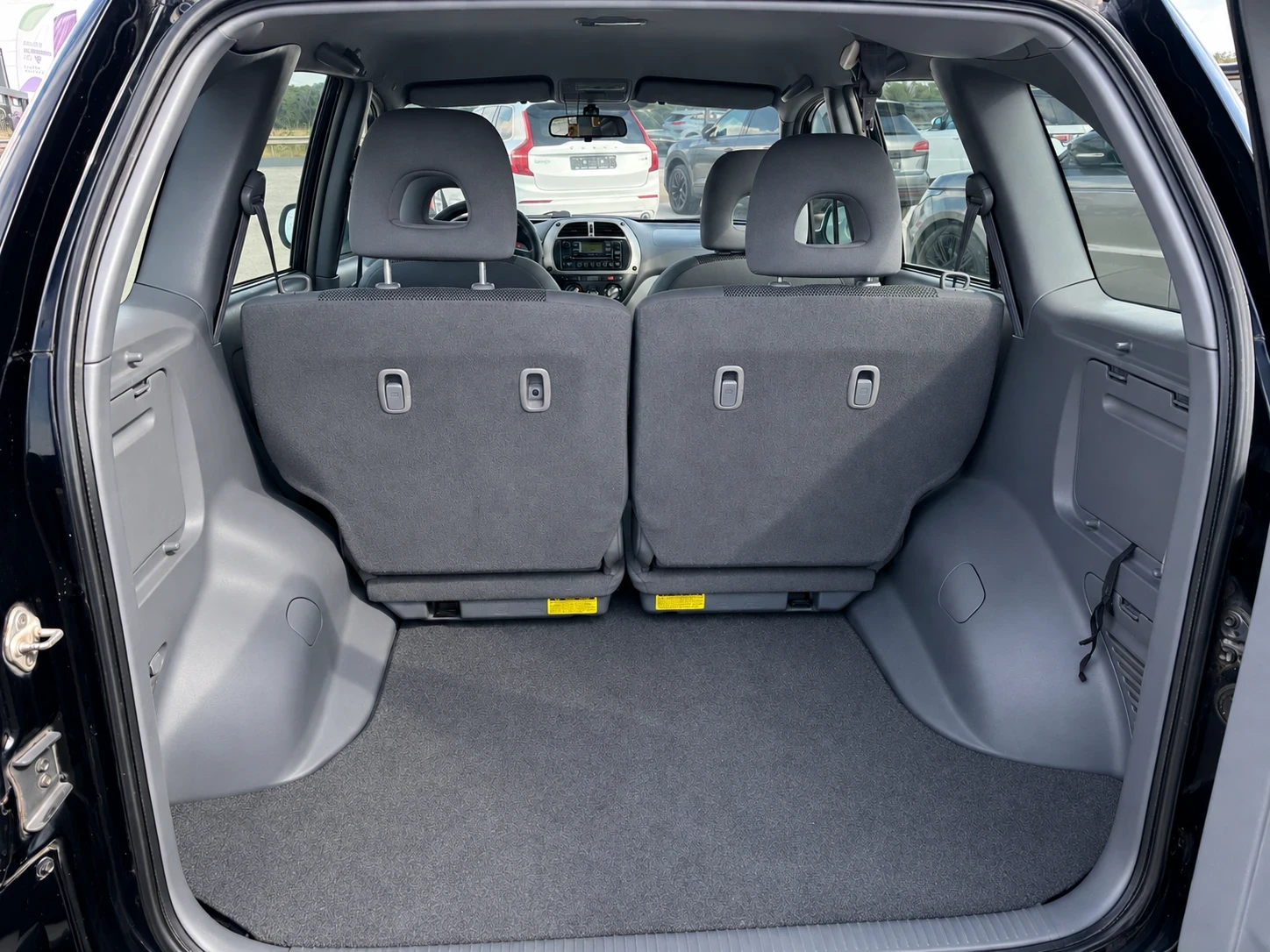 Toyota Rav4 2.0D 4x4, снимка 14 - Автомобили и джипове - 55941482