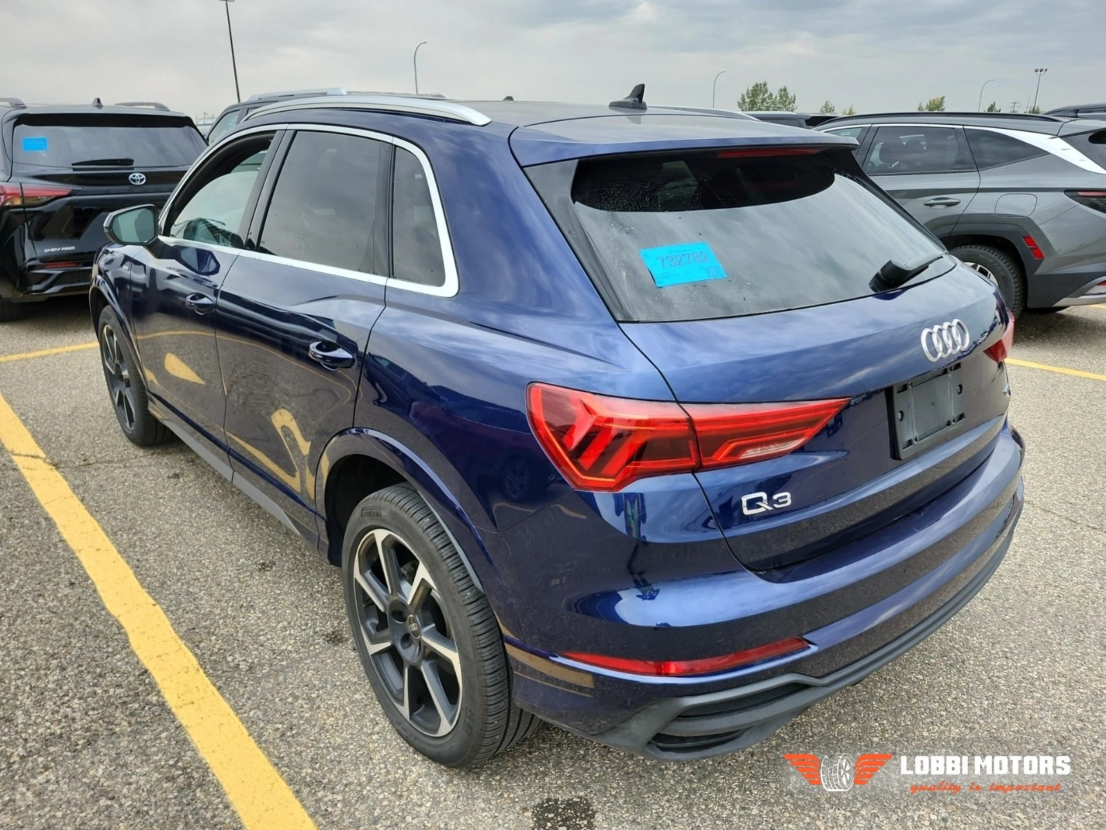 Audi Q3, снимка 4 - Автомобили и джипове - 55993010