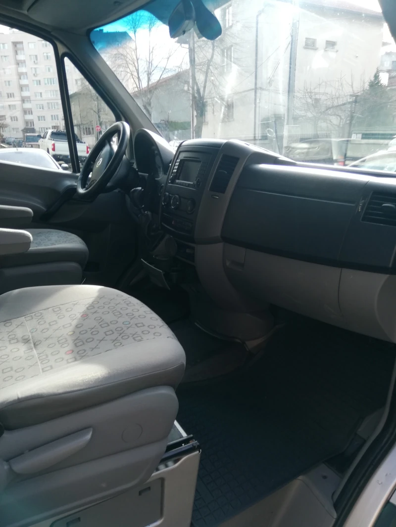 VW Crafter 2, 5 ТДИ 8+ 1МЕСТА КЛИМАТИК ПЕЧКА ПЕРФЕКТЕН!!!!!!!, снимка 8 - Бусове и автобуси - 48408950