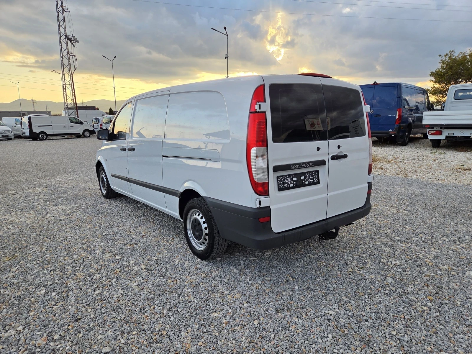 Mercedes-Benz Vito 113 CDI, Макси, Климатик, Две странични врати - изображение 3