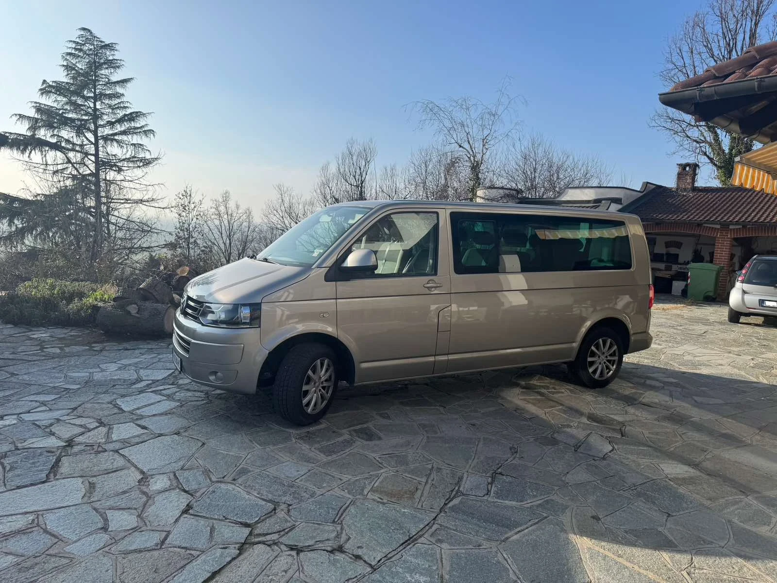VW Caravelle, снимка 3 - Бусове и автобуси - 56024246