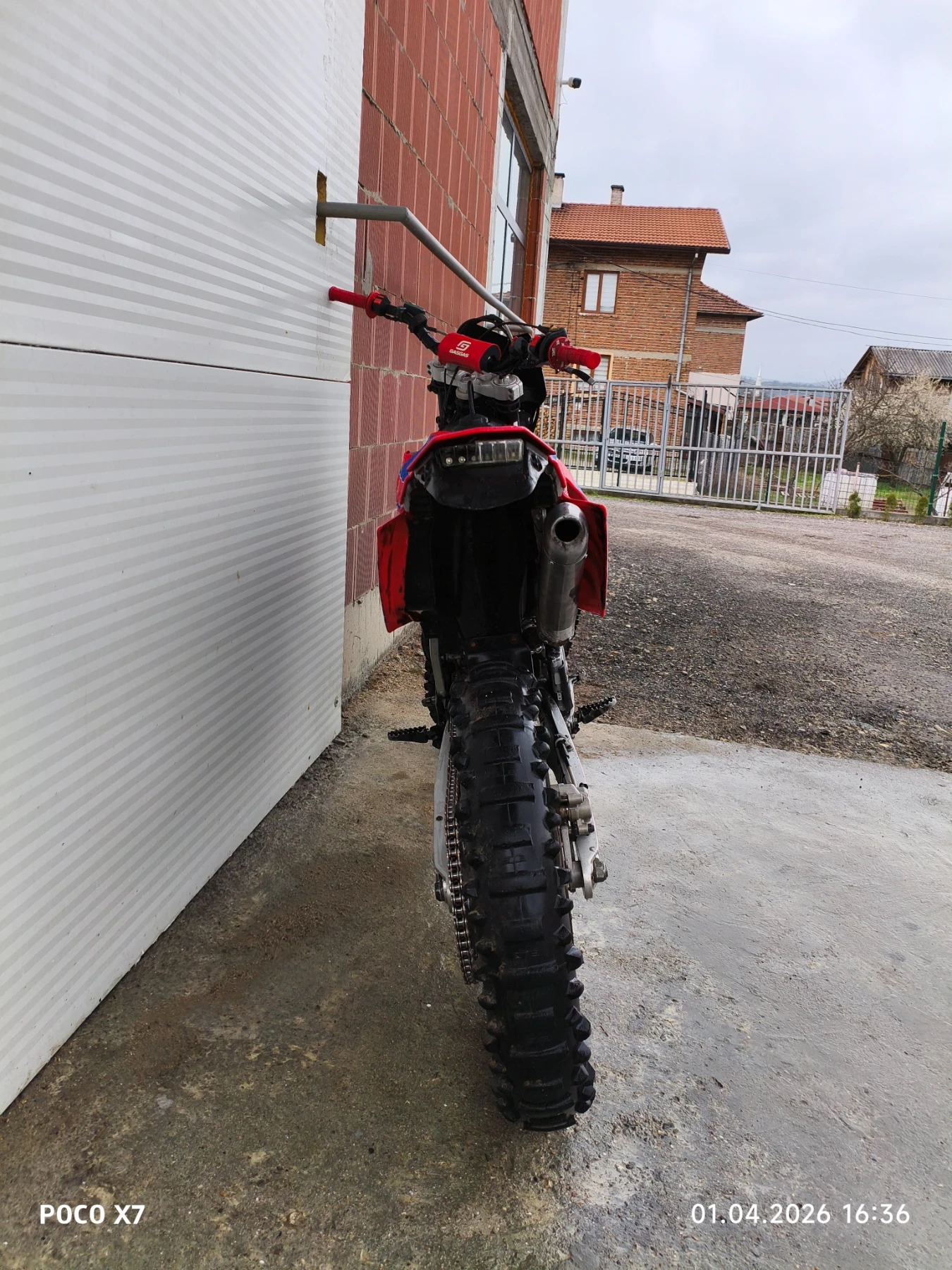 GASGAS EC Перка за охлаждане , снимка 2 - Мотоциклети и мототехника - 54056440