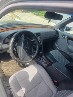 Mercedes-Benz C 250, снимка 5