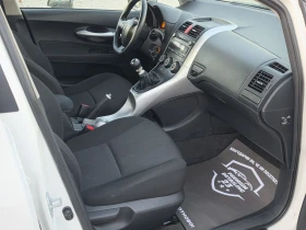 Toyota Auris 1.4 D4D, снимка 10