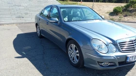 Mercedes-Benz E 220, снимка 8
