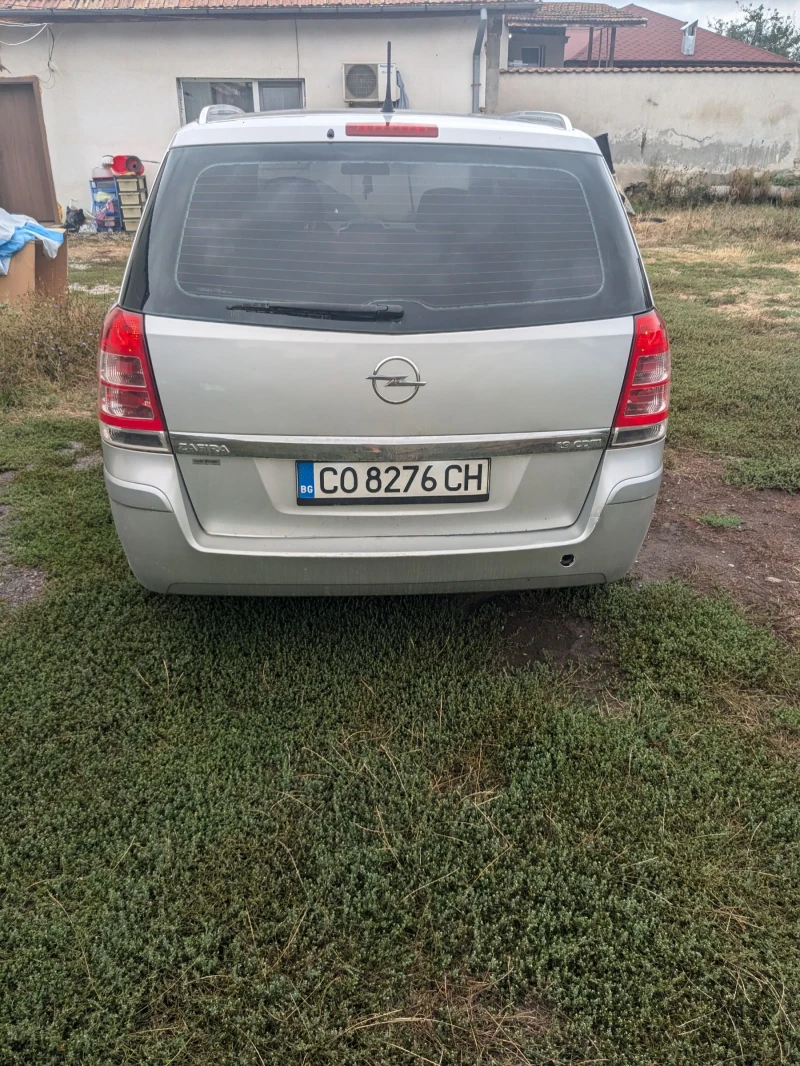 Opel Zafira, снимка 7 - Автомобили и джипове - 47224209