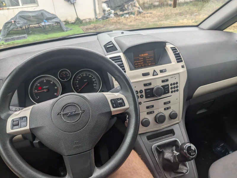 Opel Zafira, снимка 2 - Автомобили и джипове - 47224209