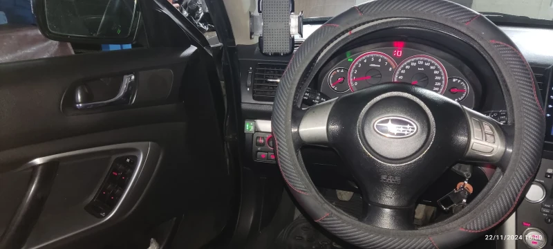 Subaru Legacy 2.0R GAZ, снимка 10 - Автомобили и джипове - 48176683