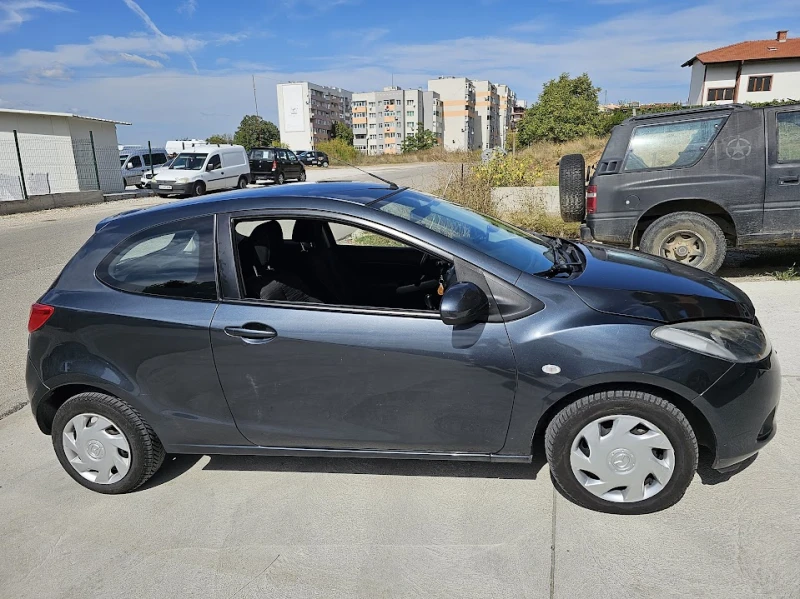 Mazda 2 Газ/Бензин, снимка 4 - Автомобили и джипове - 49257667