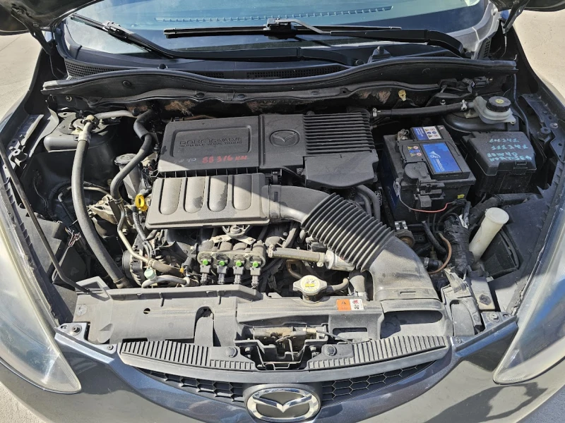 Mazda 2 Газ/Бензин, снимка 5 - Автомобили и джипове - 49257667