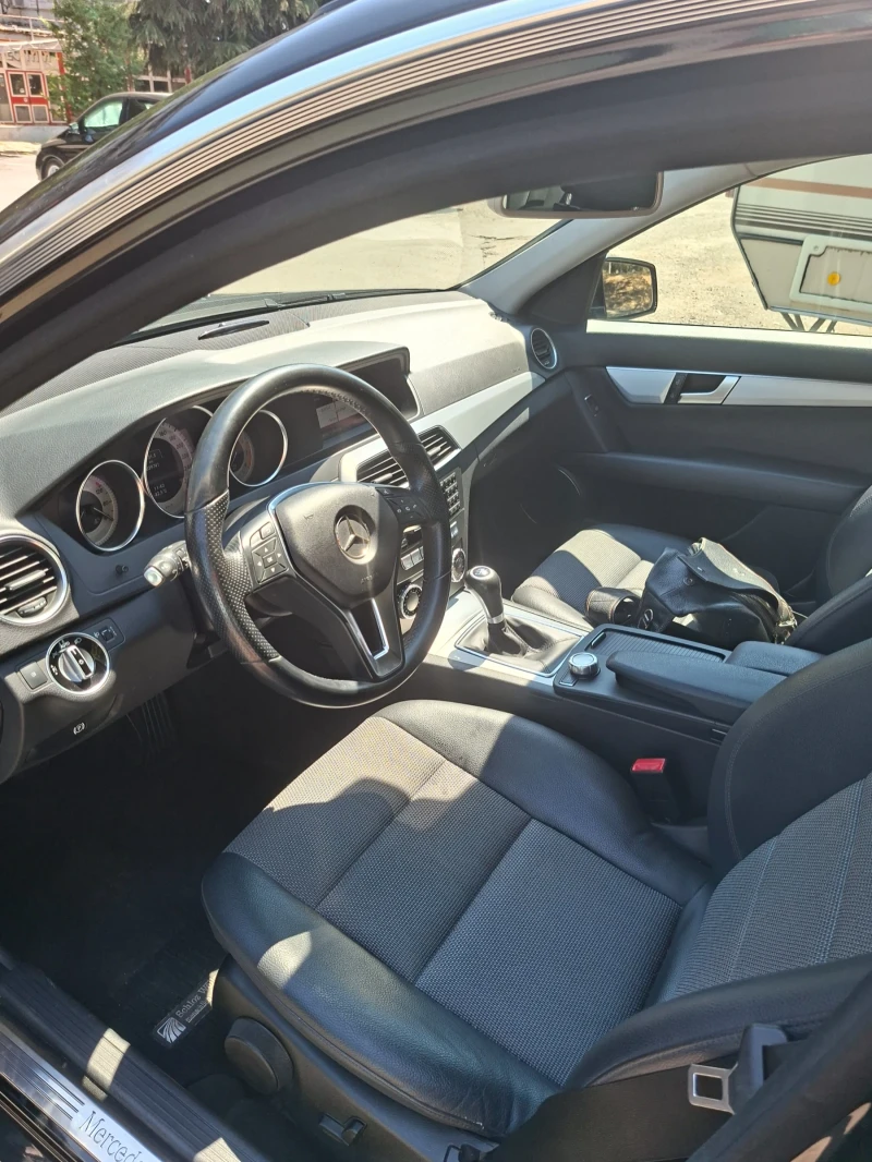 Mercedes-Benz 180, снимка 7 - Автомобили и джипове - 52059036