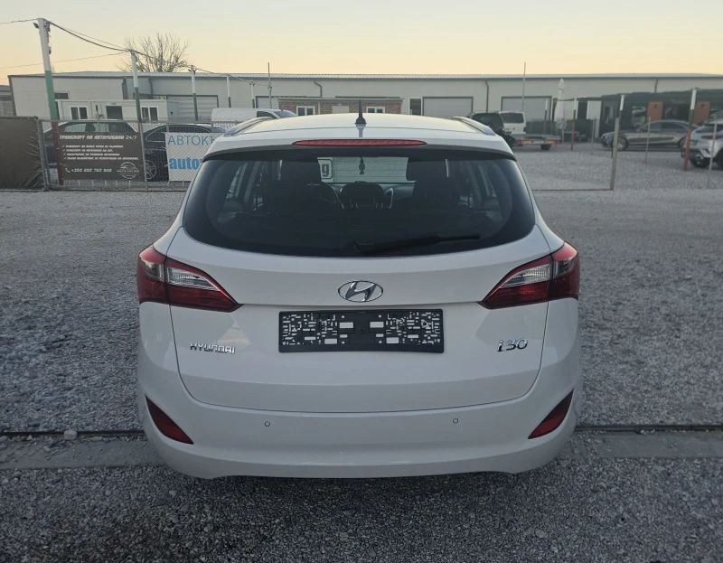 Hyundai I30 1.6CRDI.2014г.ТОПсъстояние, снимка 5 - Автомобили и джипове - 52227706
